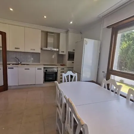 Monteferro, Nigran, Con Holiday home *