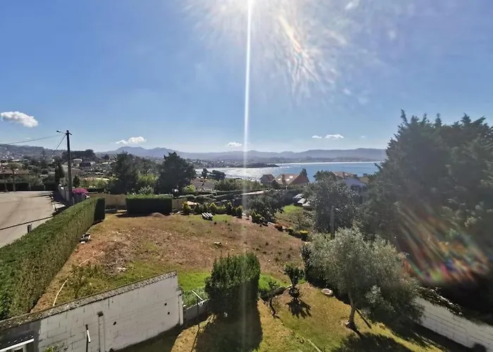Monteferro, Nigrán, Con Casa vacanze *