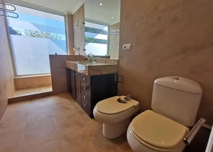 Monteferro, Nigran, Con Σπίτι διακοπών